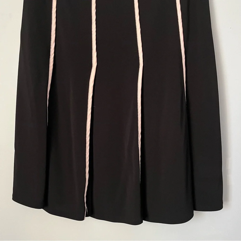 City DKNY Pleated Pale Pink Striped Knee Length Midi Skirt Size 4 2013 Exclusive